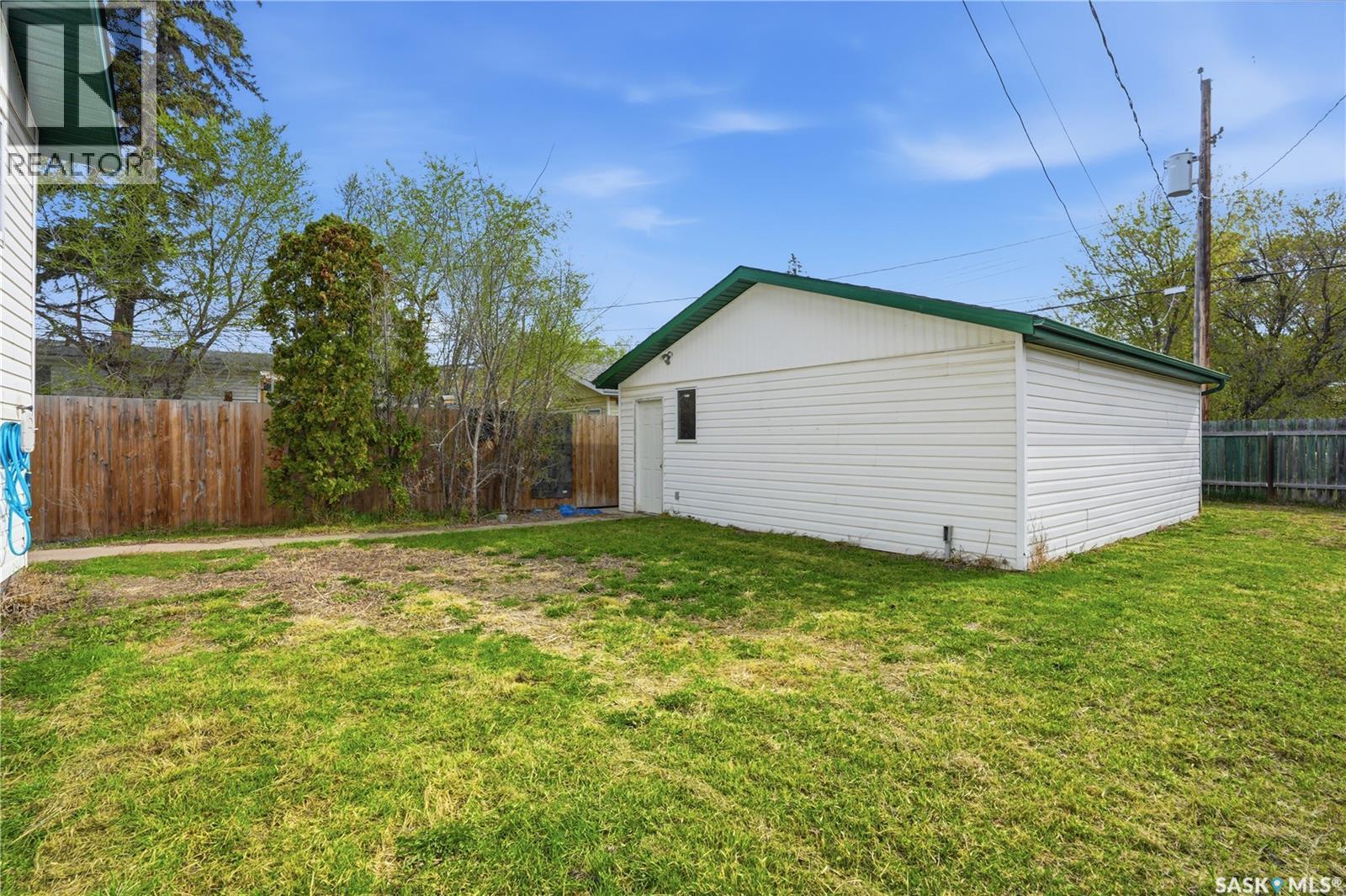 330B X Avenue S, Saskatoon, SK - Outdoor With Exterior