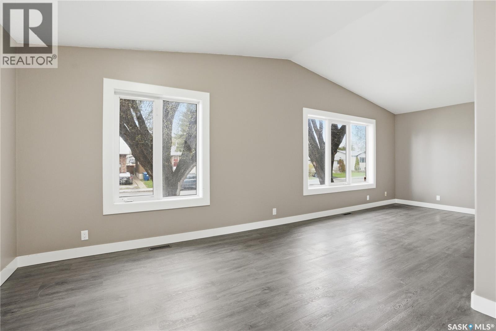 330B X Avenue S, Saskatoon, SK - Indoor Photo Showing Other Room