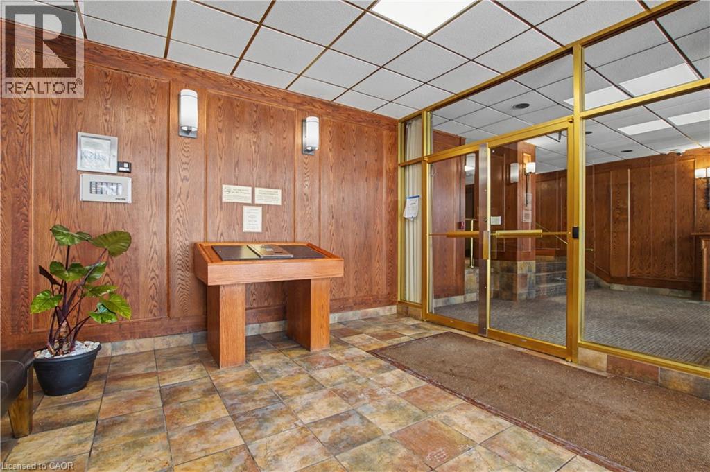 45 Westmount Road N Unit# 202, Waterloo, ON - Indoor Photo Showing Other Room