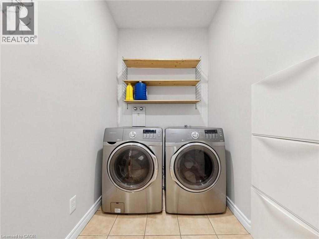 70 Doon Mills Drive, Kitchener, ON - Indoor Photo Showing Laundry Room