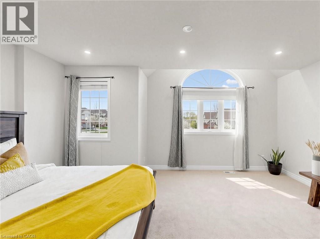 70 Doon Mills Drive, Kitchener, ON - Indoor Photo Showing Bedroom