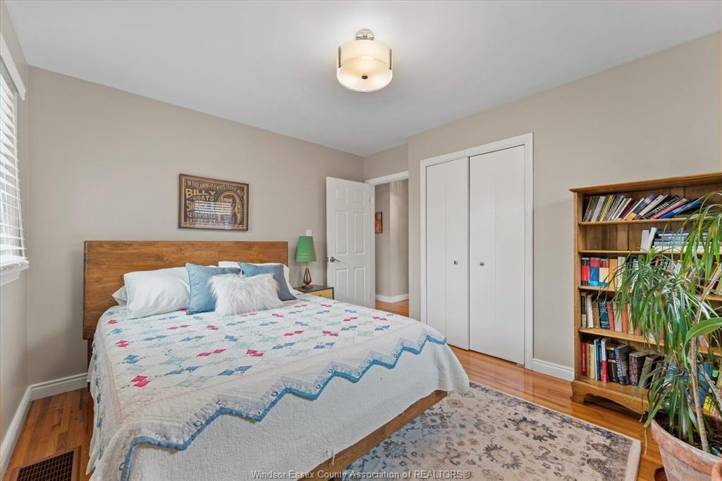 457 Watson, Windsor, ON