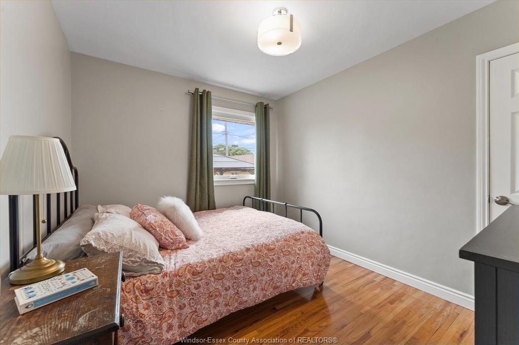 457 Watson, Windsor, ON