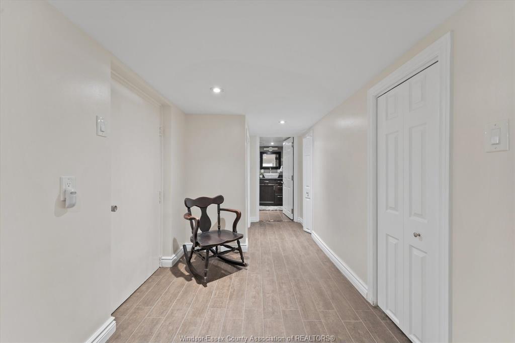 457 Watson, Windsor, ON