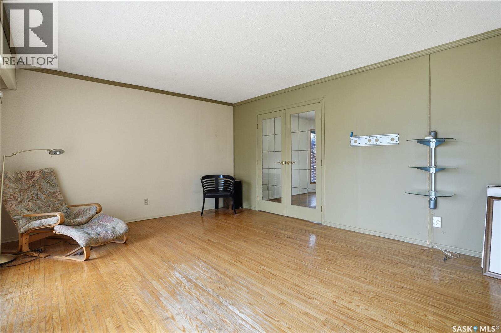 2009 Easthill, Saskatoon, SK - Indoor