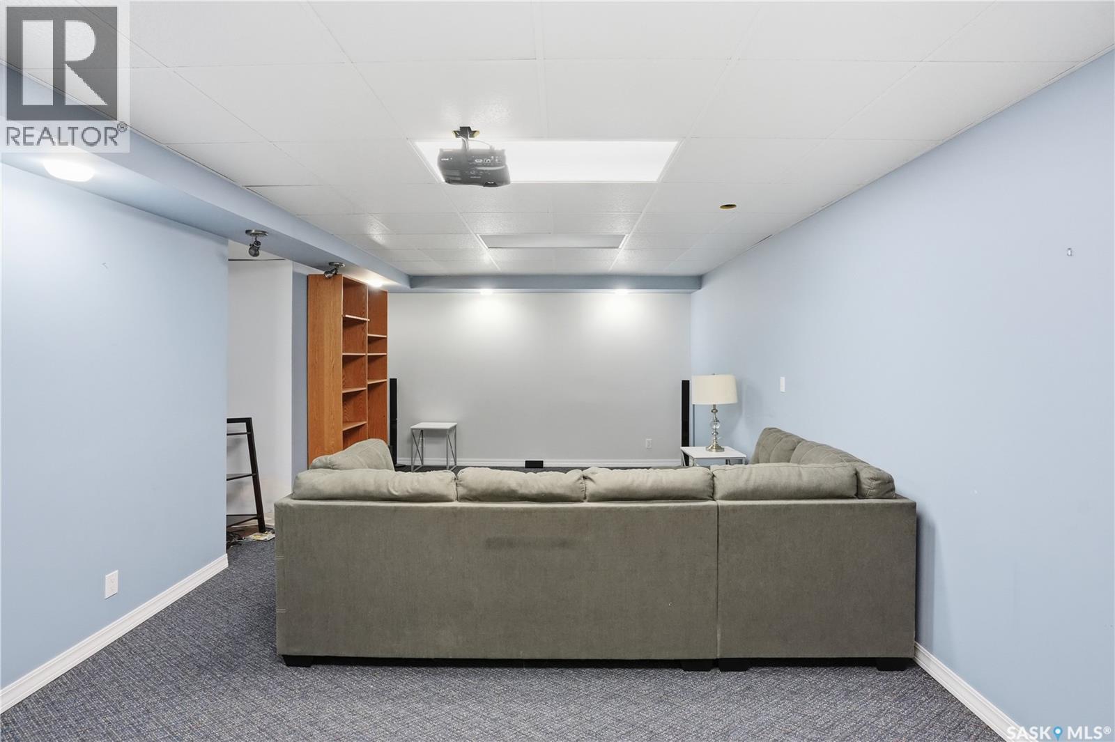 165 3Rd Street, Pilot Butte, SK - Indoor