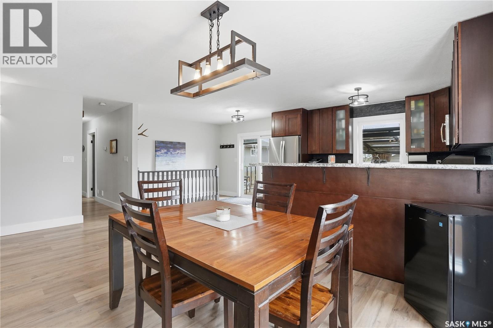 165 3Rd Street, Pilot Butte, SK - Indoor Photo Showing Dining Room
