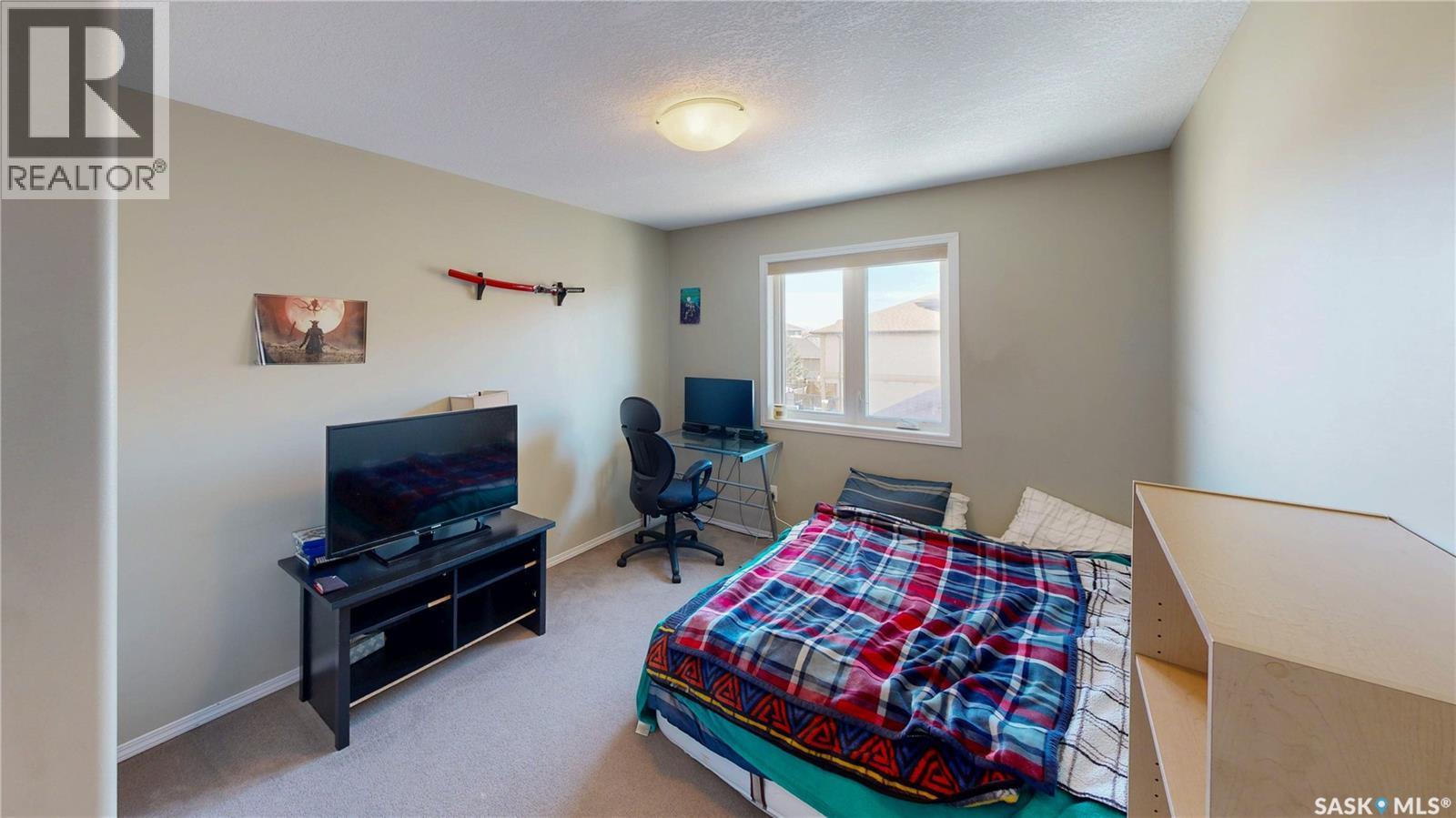 2 22 Qu'Appelle Crescent, Balgonie, SK - Indoor Photo Showing Bedroom