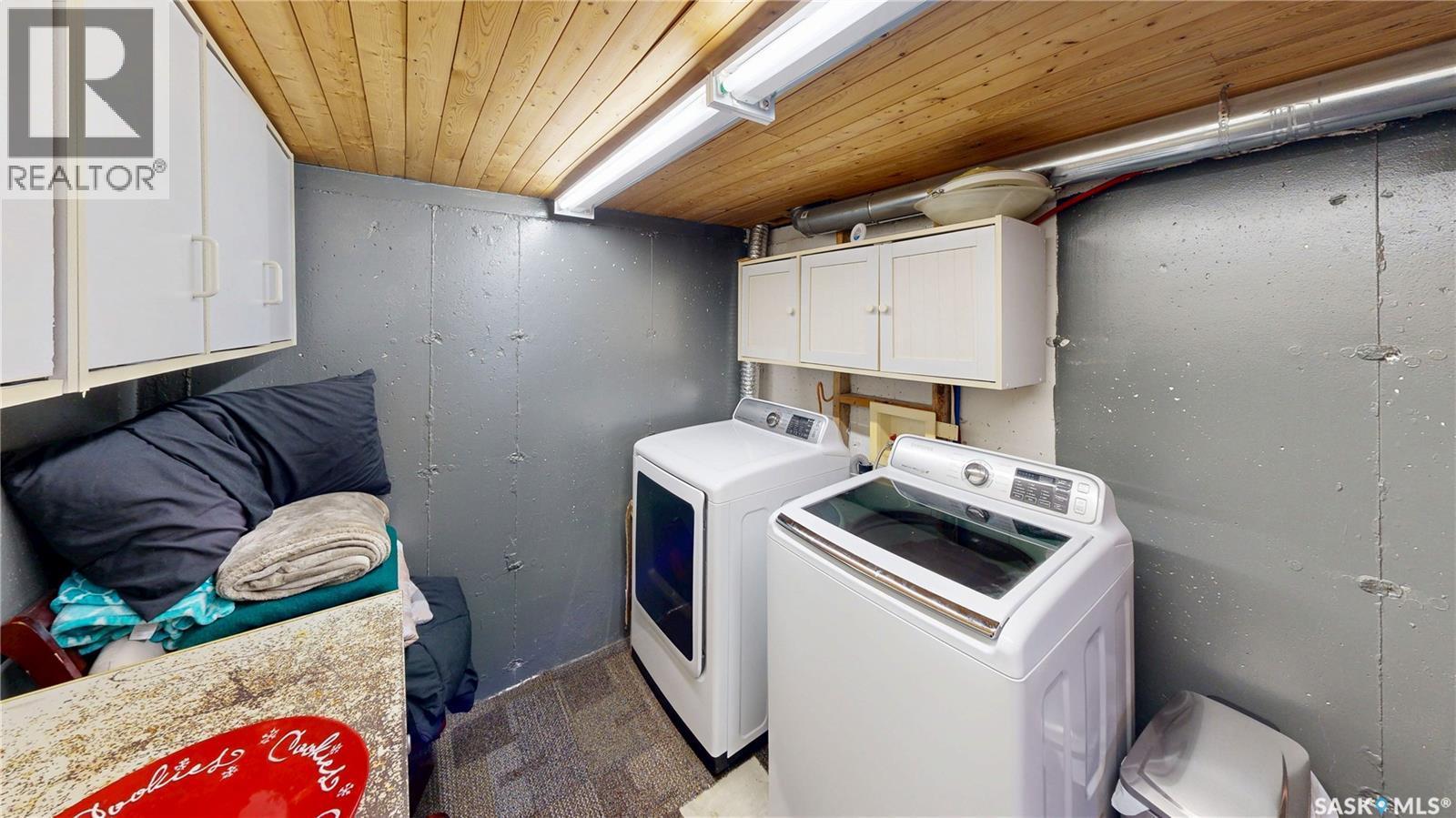 2 22 Qu'Appelle Crescent, Balgonie, SK - Indoor Photo Showing Laundry Room