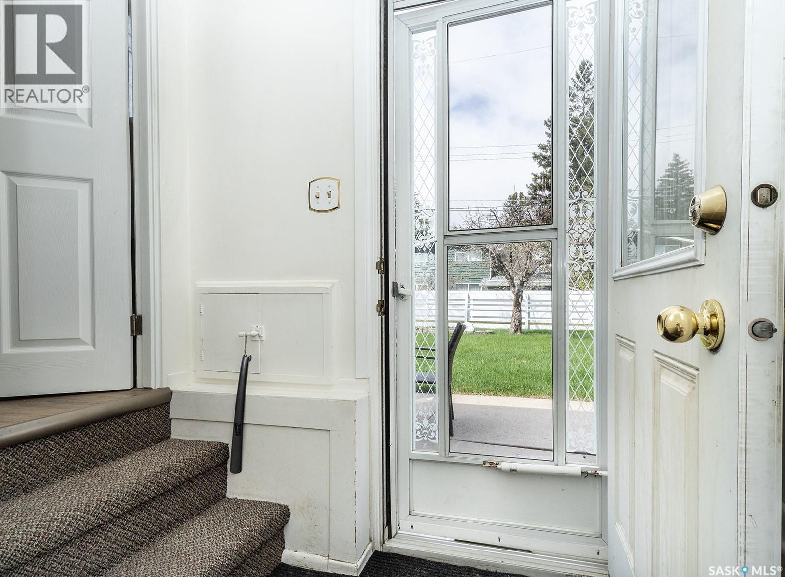 43 Lindsay Drive, Saskatoon, SK - Indoor Photo Showing Other Room