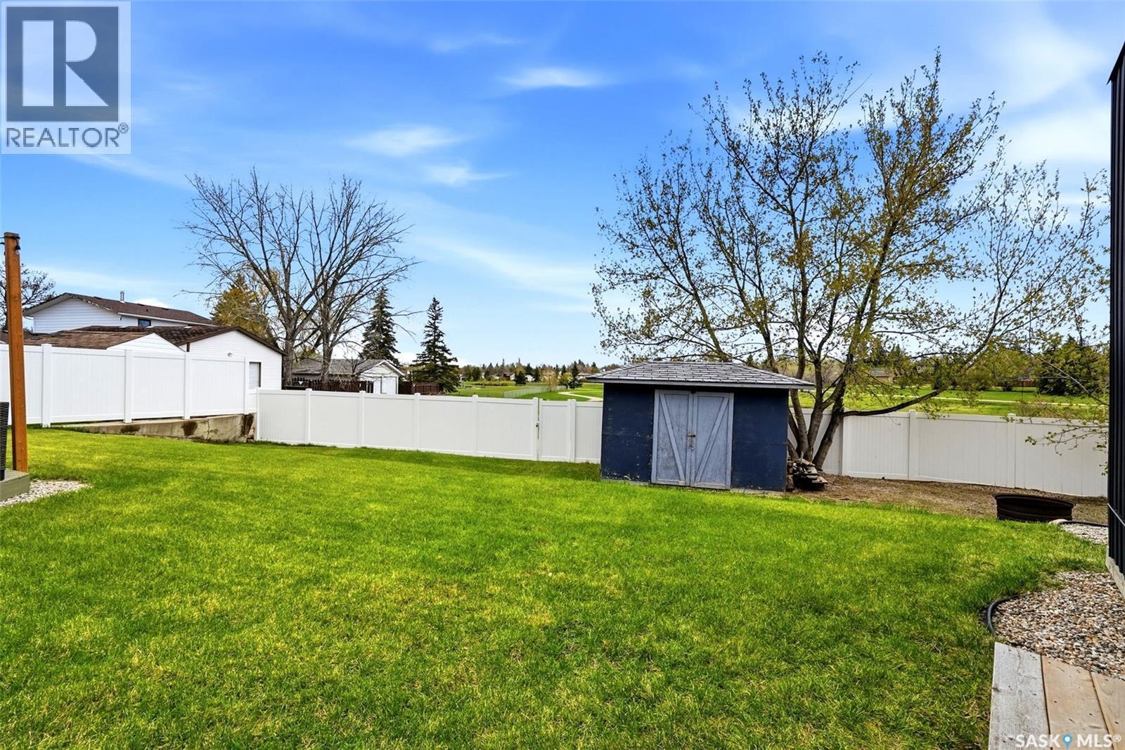 120 Eden Avenue, Regina, SK - Outdoor With Backyard