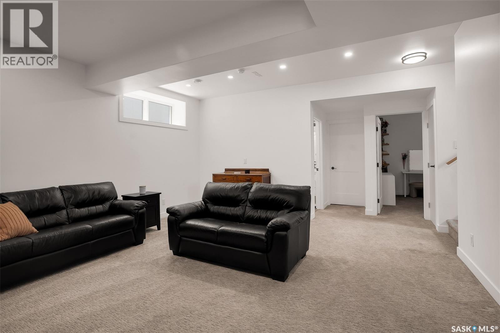 255 Greyeyes-Steele Way, Saskatoon, SK - Indoor Photo Showing Basement