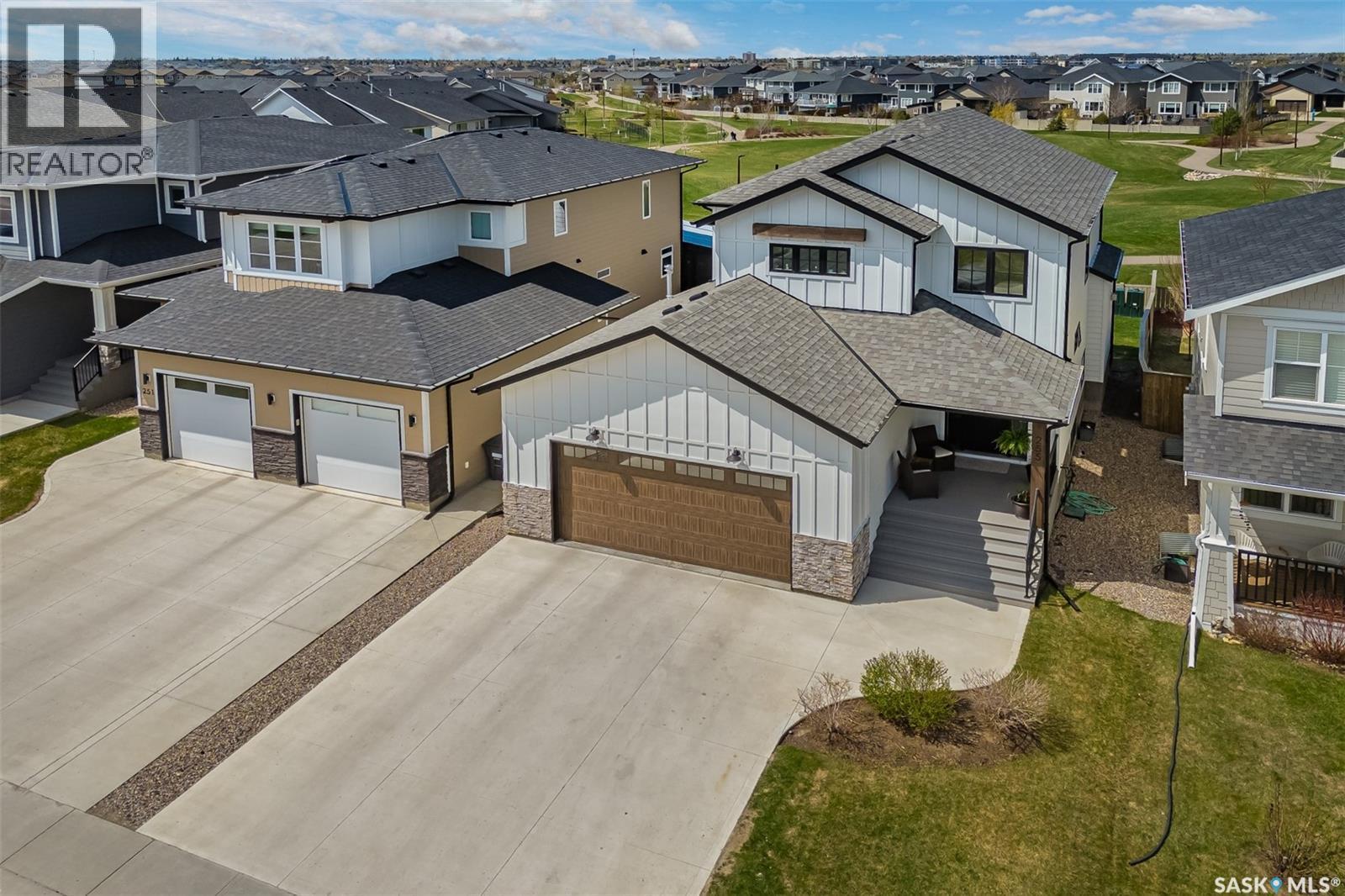 255 Greyeyes-Steele Way, Saskatoon, SK - Outdoor