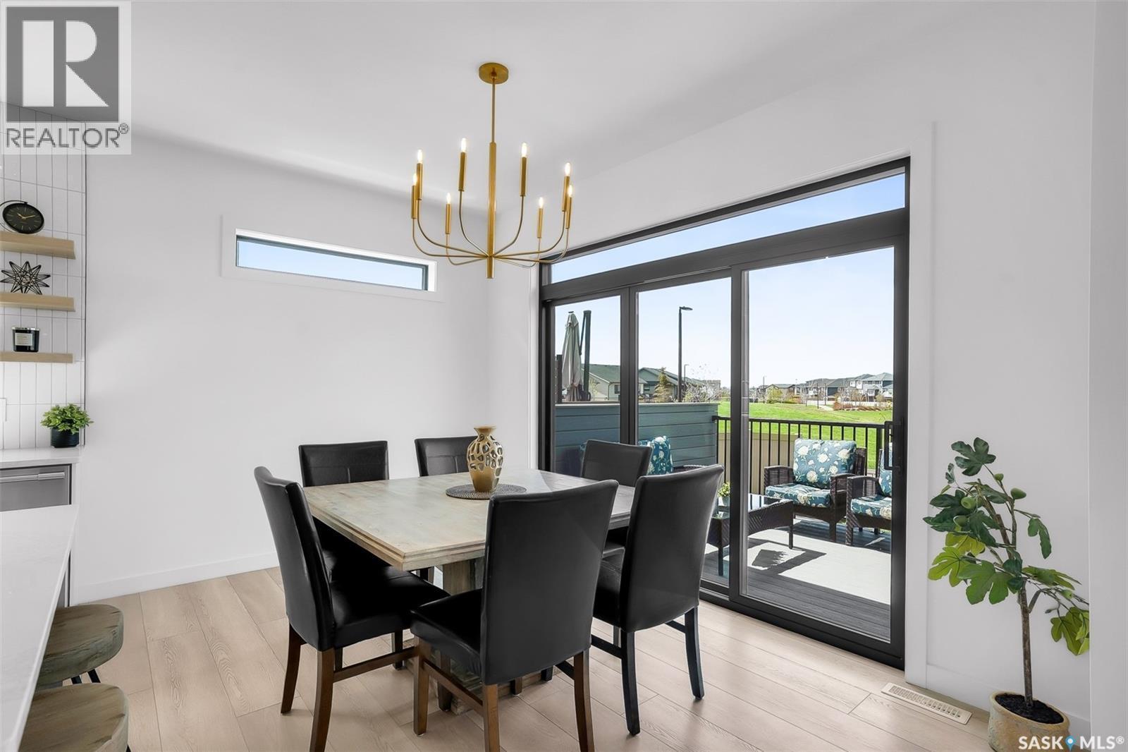 255 Greyeyes-Steele Way, Saskatoon, SK - Indoor Photo Showing Dining Room