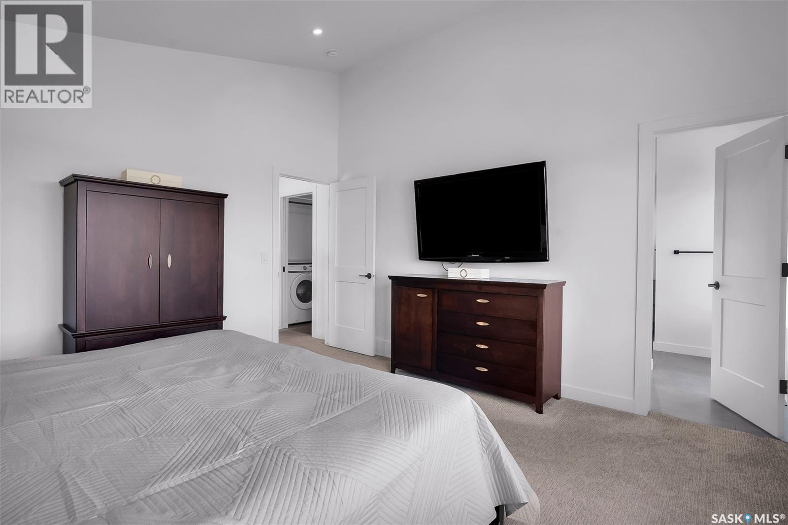 255 Greyeyes-Steele Way, Saskatoon, SK - Indoor Photo Showing Bedroom