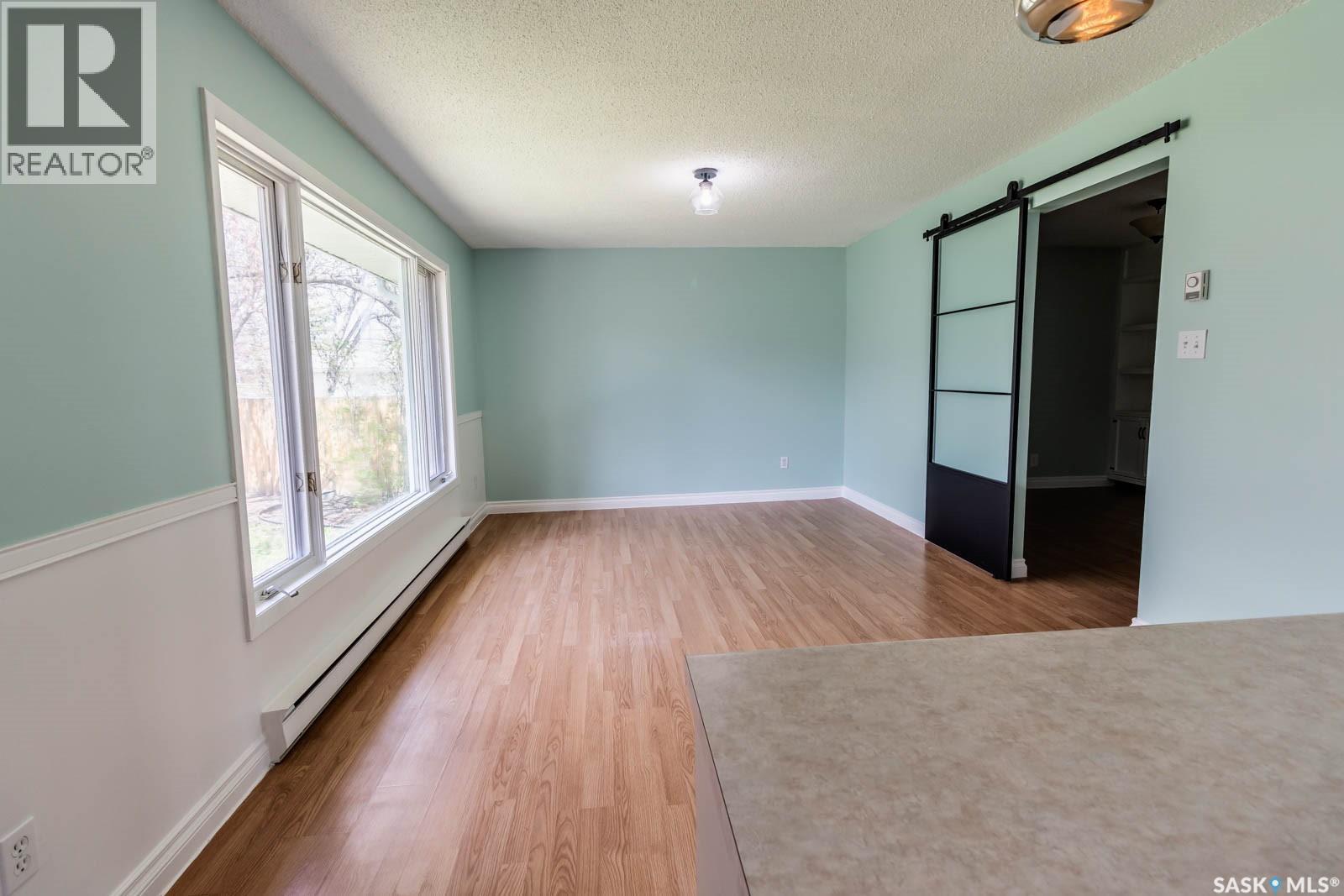 5342 5Th Avenue, Regina, SK - Indoor Photo Showing Other Room