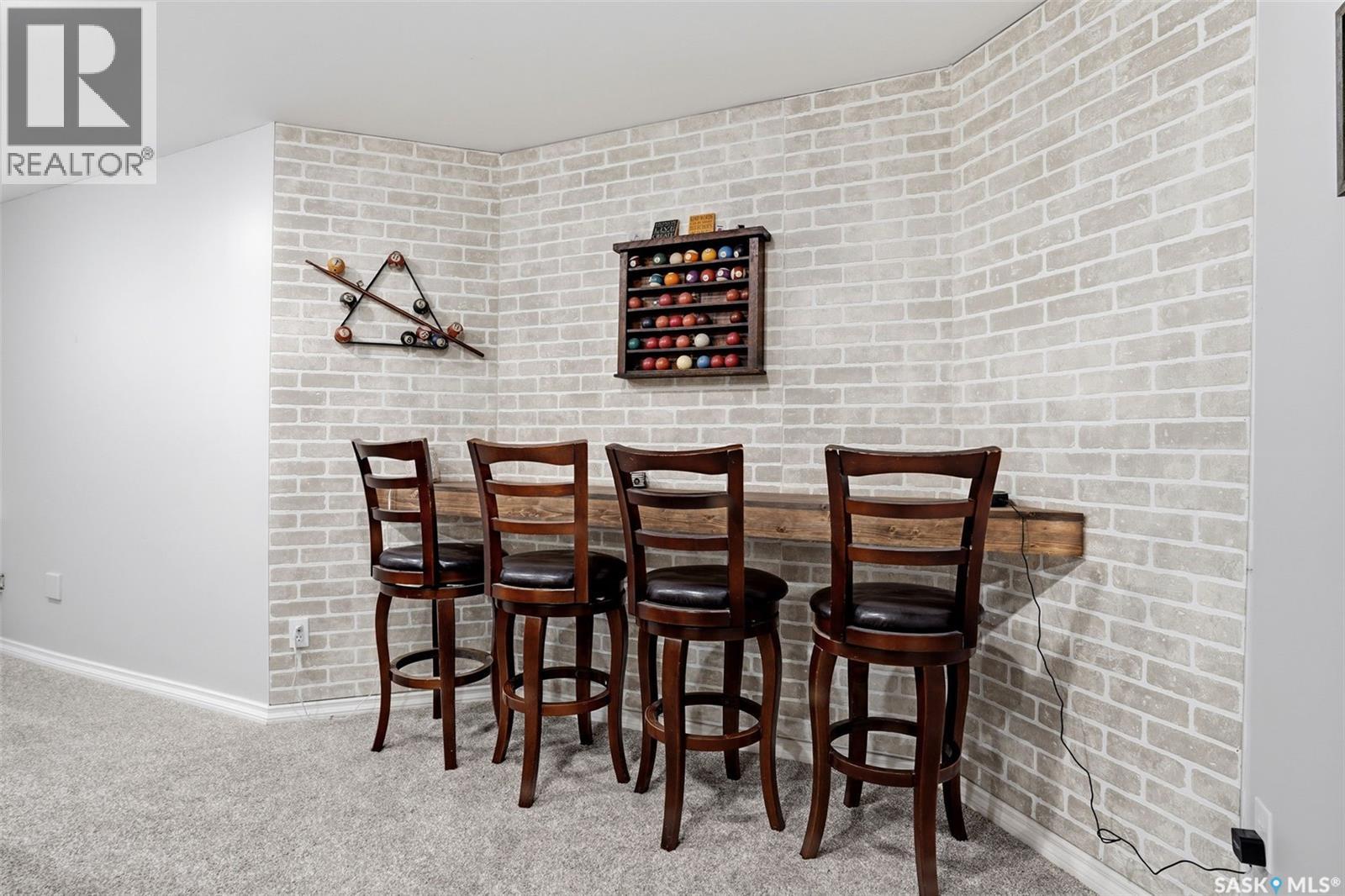 1248 Boehm Bay N, Regina, SK - Indoor Photo Showing Dining Room
