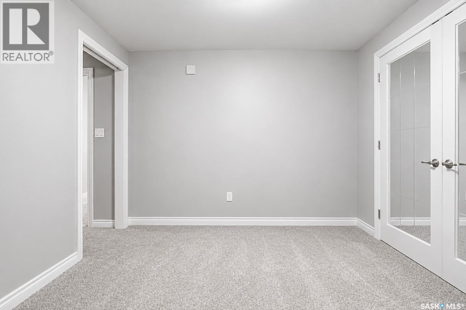 1248 Boehm Bay N, Regina, SK - Indoor Photo Showing Other Room