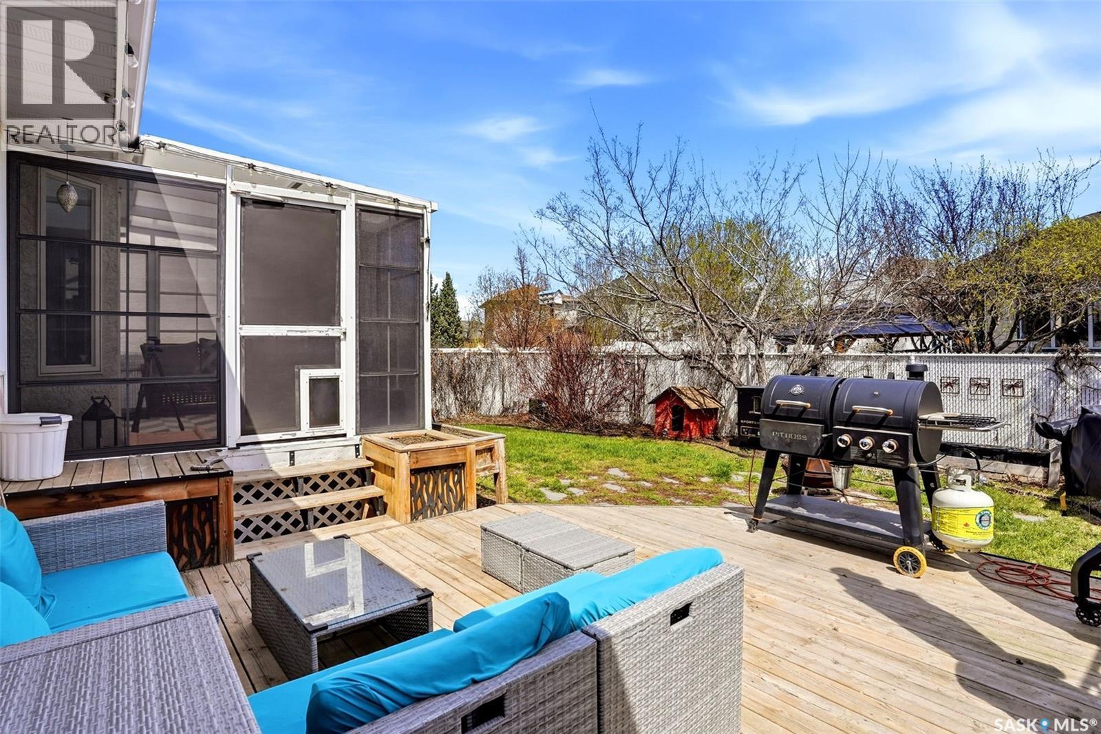1248 Boehm Bay N, Regina, SK - Outdoor With Deck Patio Veranda