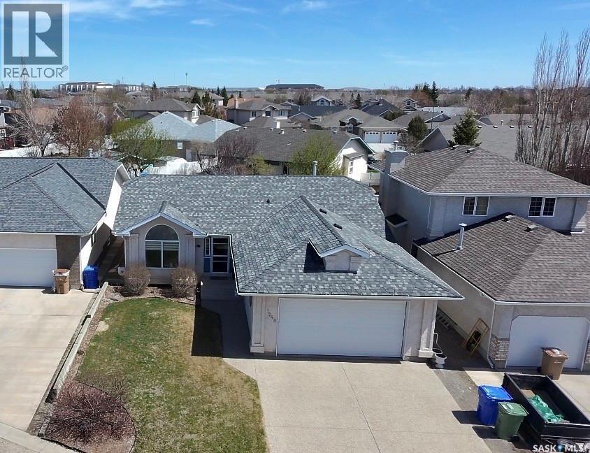 1248 Boehm Bay N, Regina, SK - Outdoor