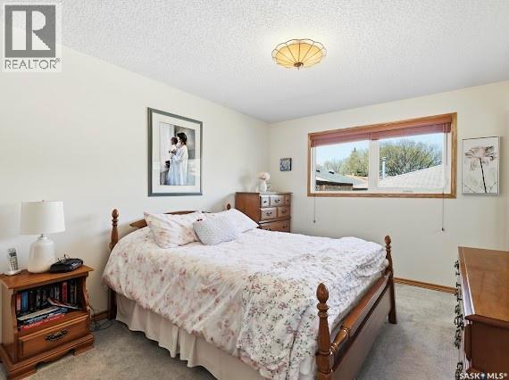 661 Dalgliesh Drive, Regina, SK - Indoor Photo Showing Bedroom