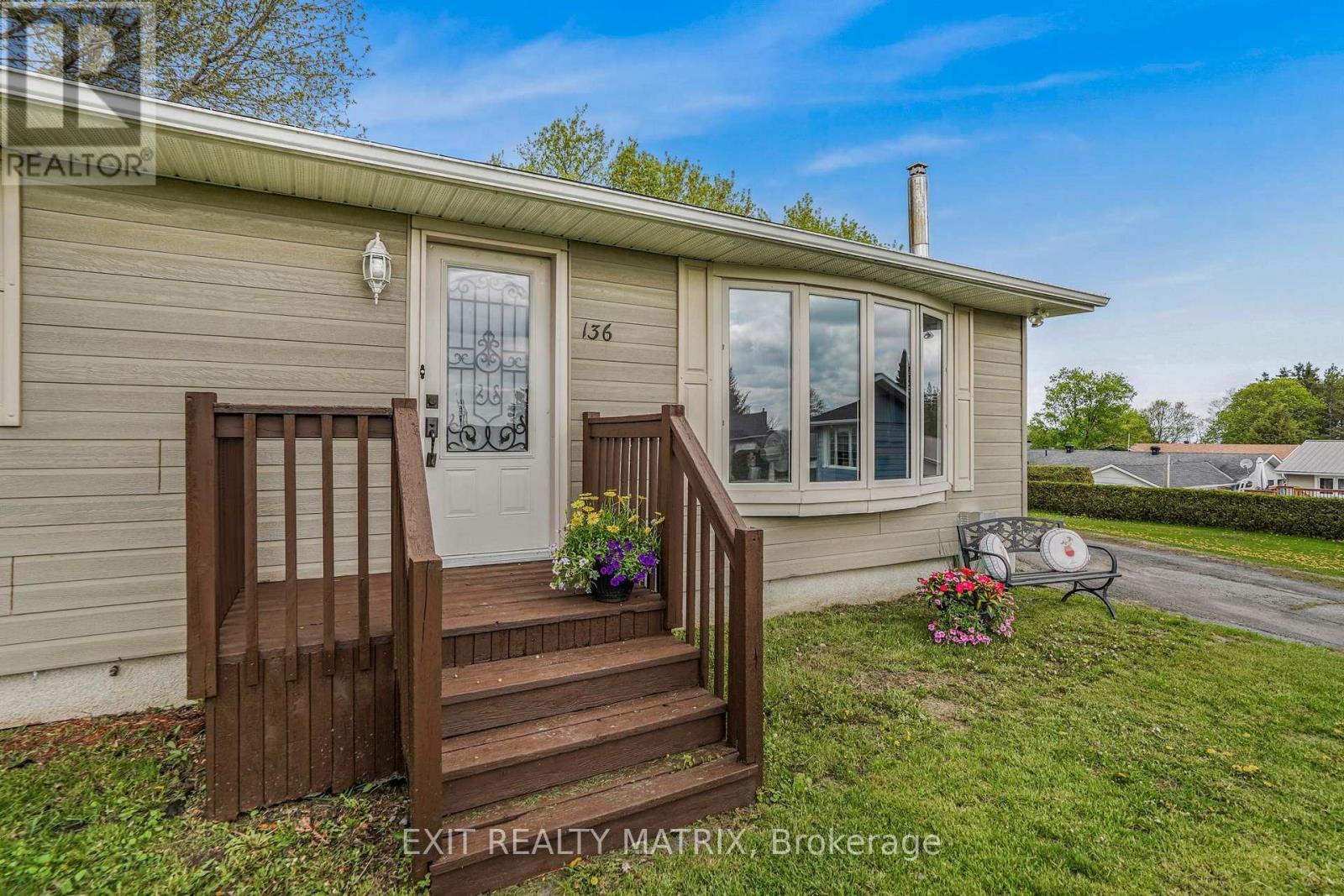 136 Martel Crescent, Champlain, ON - Outdoor With Exterior