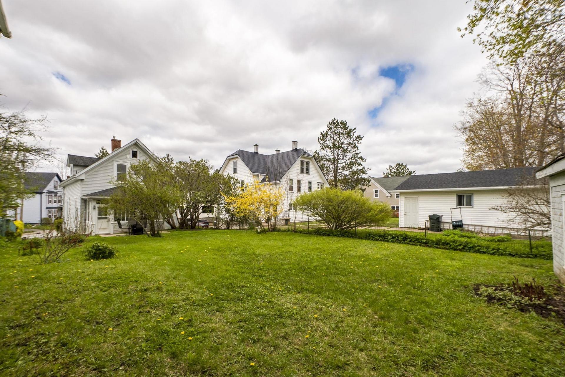 154 Chestnut Street, Windsor, NS