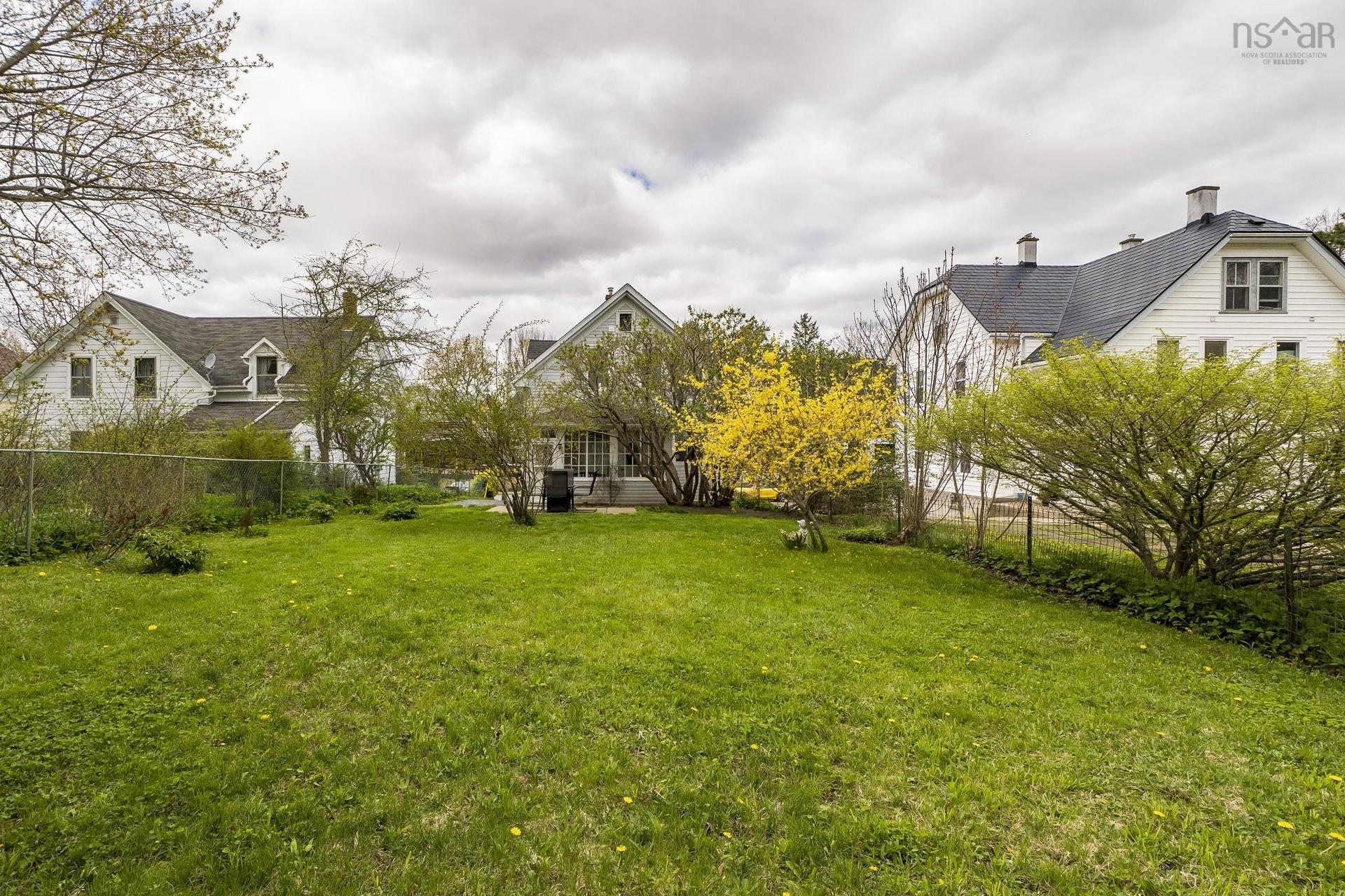 154 Chestnut Street, Windsor, NS