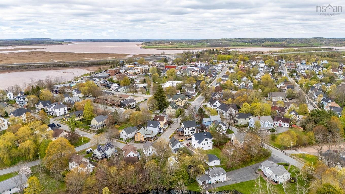 154 Chestnut Street, Windsor, NS