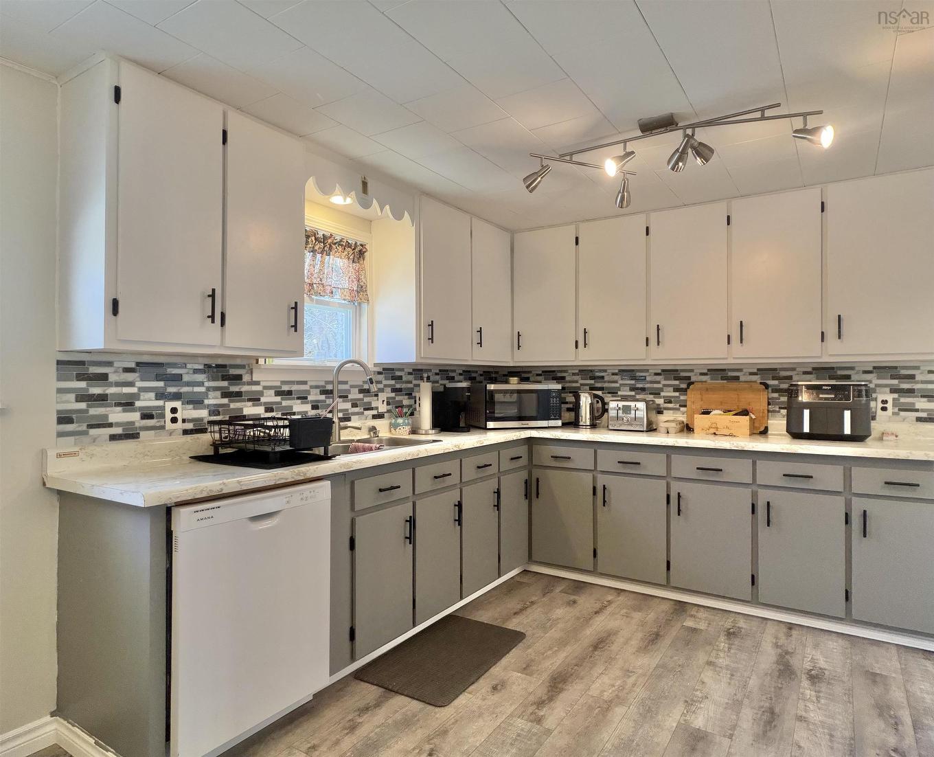 4556 Highway 3, Central Argyle, NS