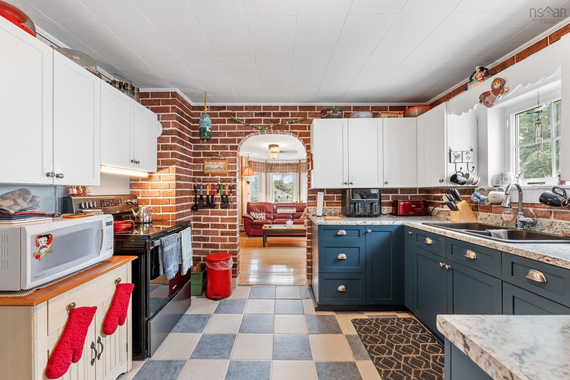 35 King Street, Digby, NS