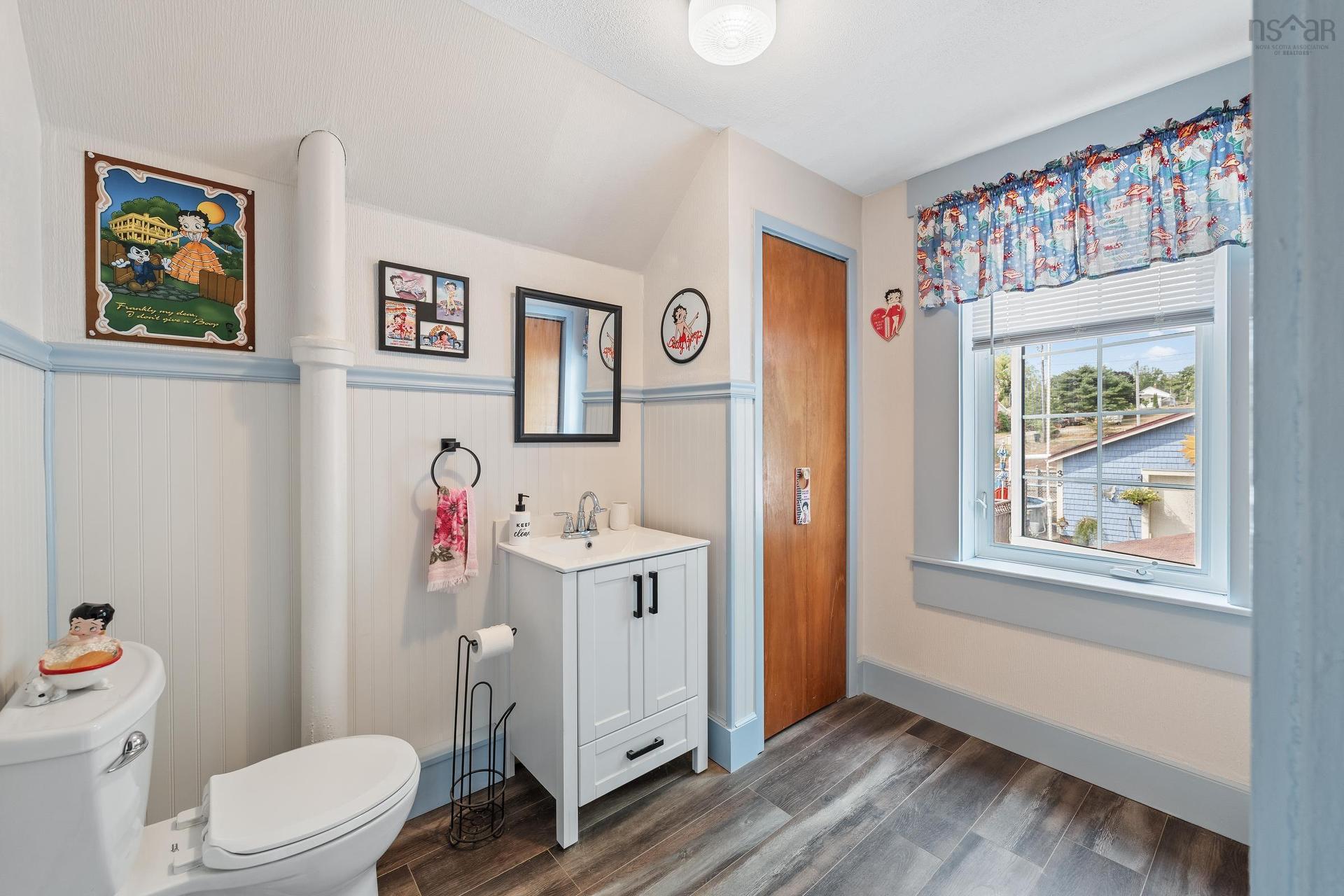 35 King Street, Digby, NS
