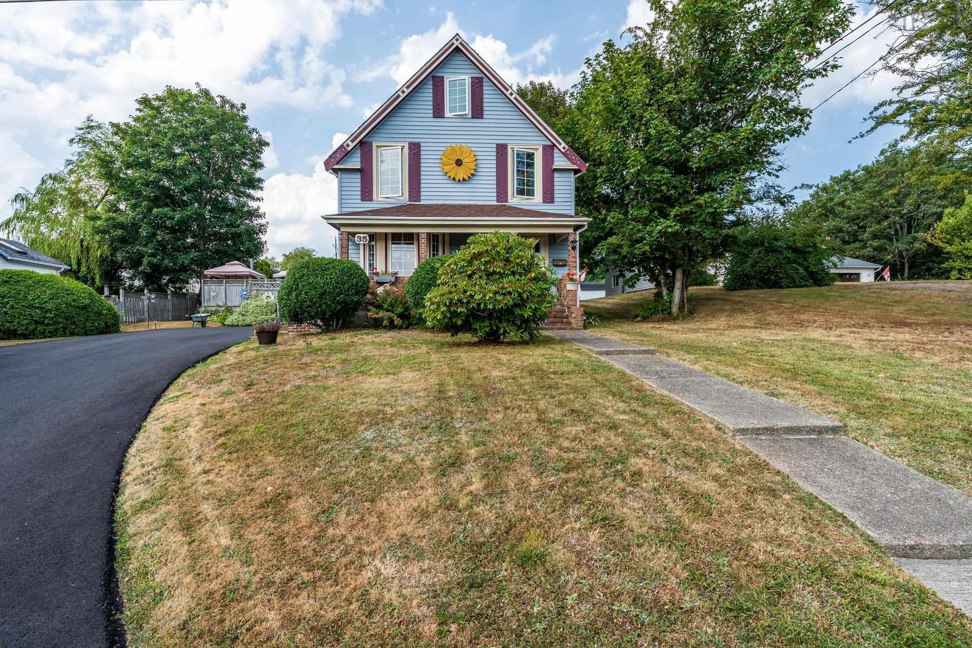35 King Street, Digby, NS