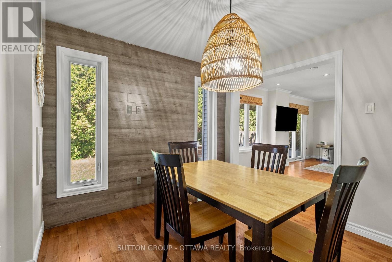 1 Airycot Circle, Ottawa, ON - Indoor Photo Showing Dining Room