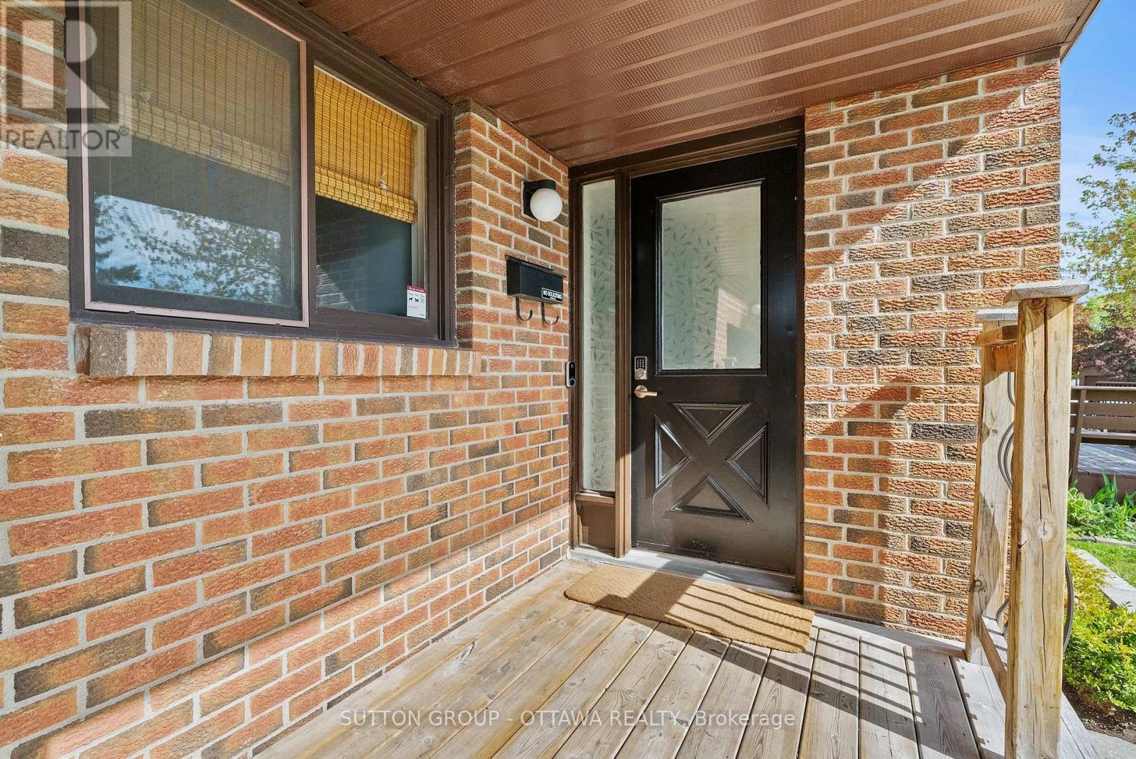 1 Airycot Circle, Ottawa, ON - Outdoor With Exterior