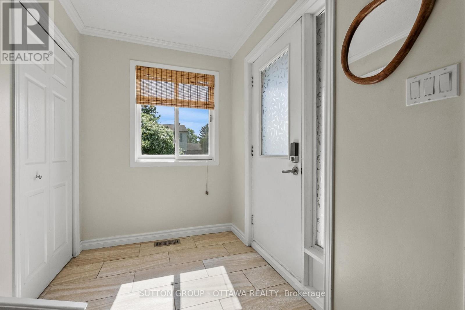 1 Airycot Circle, Ottawa, ON - Indoor Photo Showing Other Room