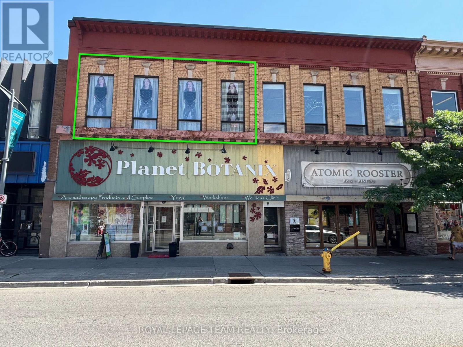 301 Bank Street, Ottawa, ON