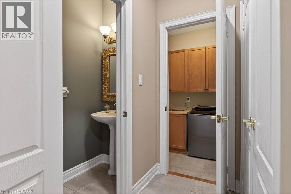 2 pc. main level powder room - 100 Beddoe Drive Unit# 101, Hamilton, ON - Indoor