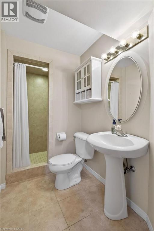 3 pc. bathroom in finished basement - 100 Beddoe Drive Unit# 101, Hamilton, ON - Indoor Photo Showing Bathroom