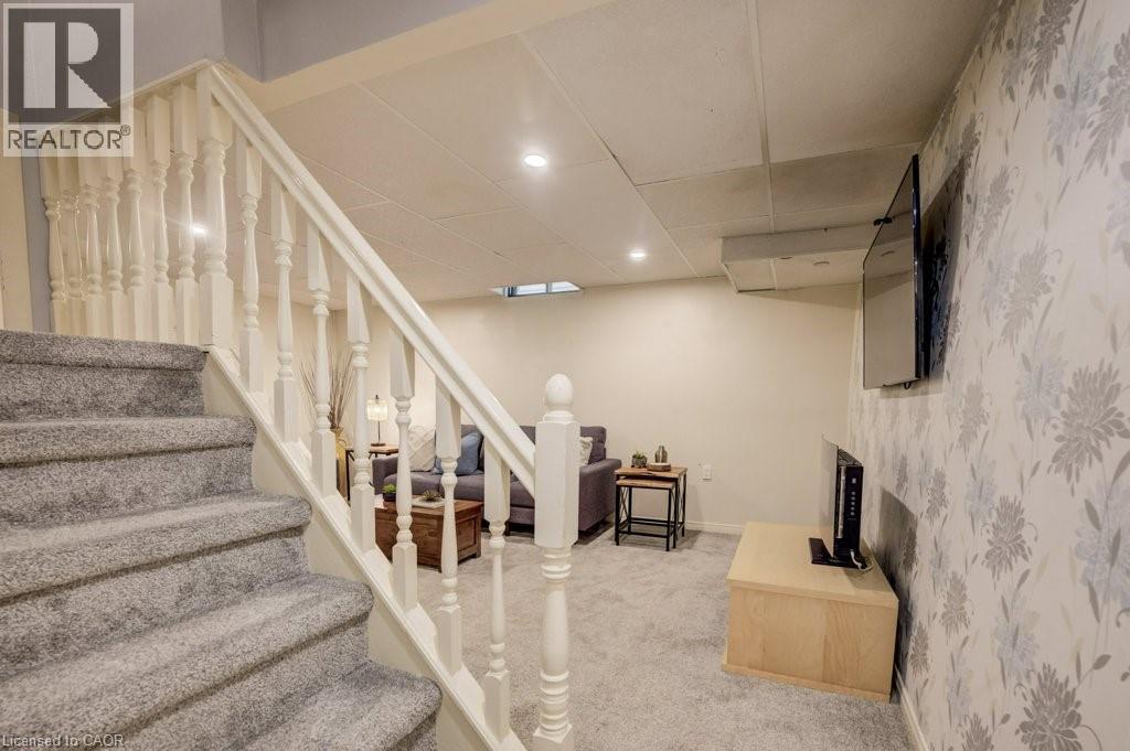 106 Parkland Crescent, Kitchener, ON - Indoor Photo Showing Other Room