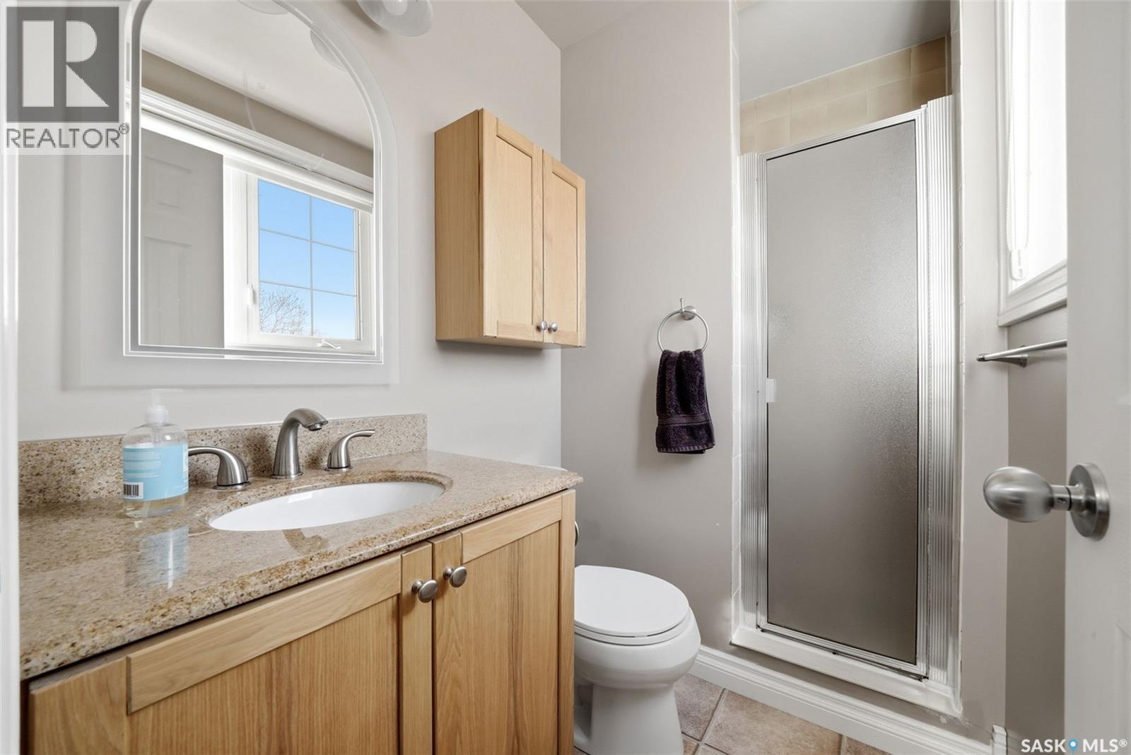 2947 More Crescent E, Regina, SK - Indoor Photo Showing Bathroom