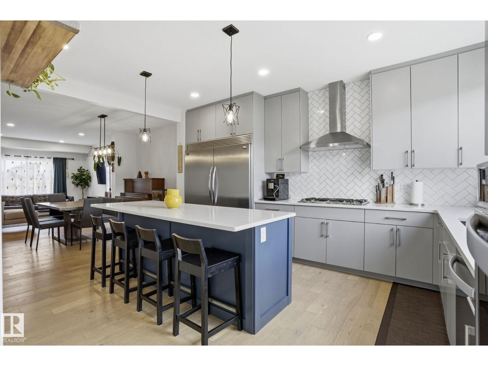 2116 159 St Sw, Edmonton, AB - Indoor Photo Showing Kitchen With Upgraded Kitchen