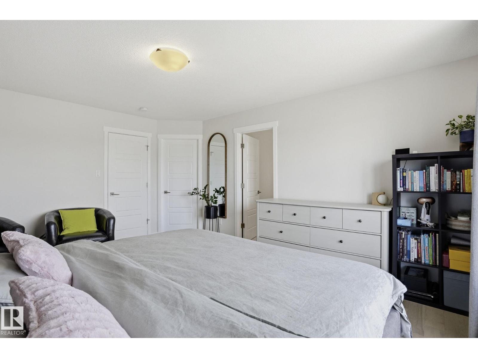 2116 159 St Sw, Edmonton, AB - Indoor Photo Showing Bedroom