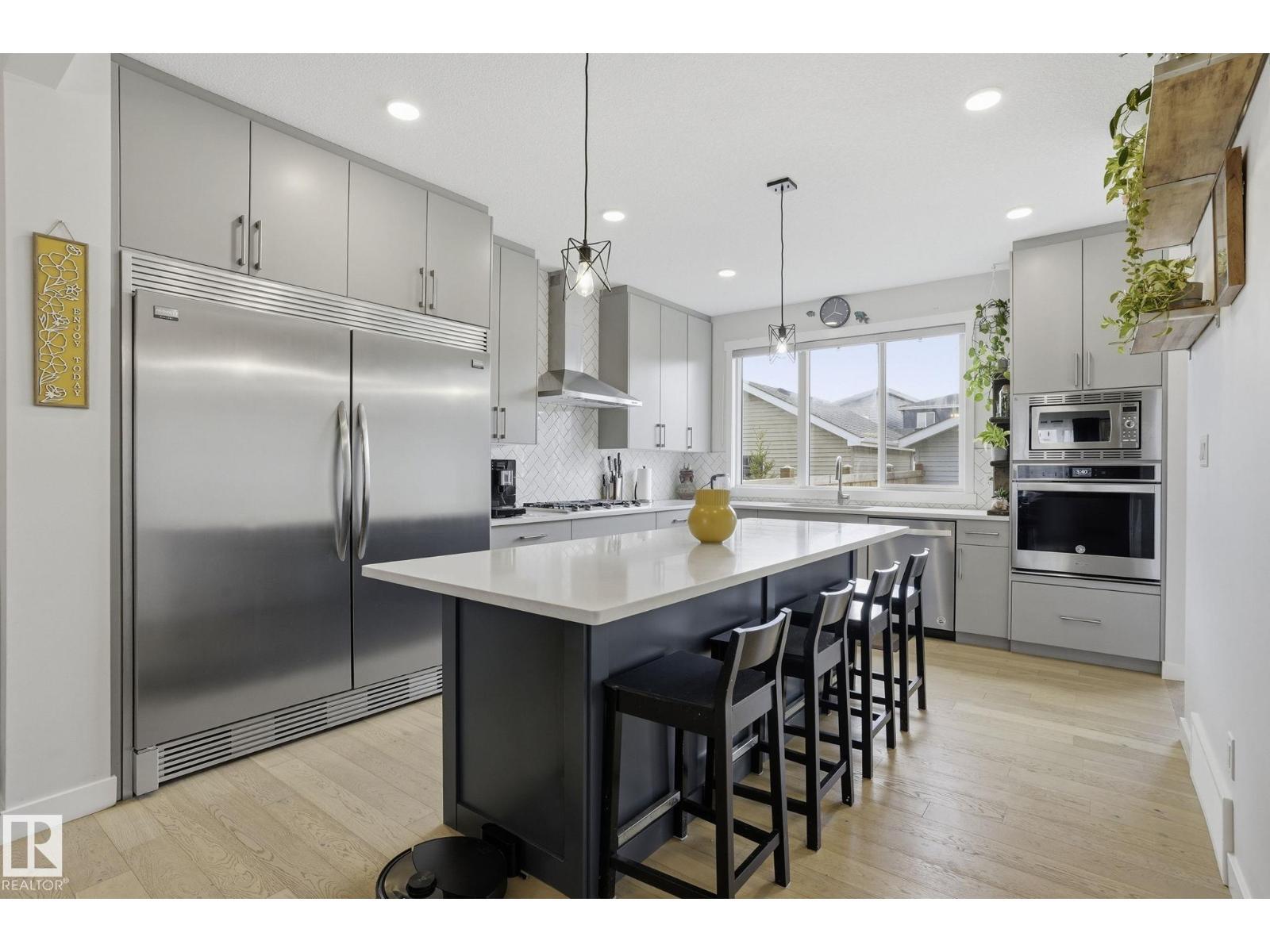2116 159 St Sw, Edmonton, AB - Indoor Photo Showing Kitchen With Upgraded Kitchen