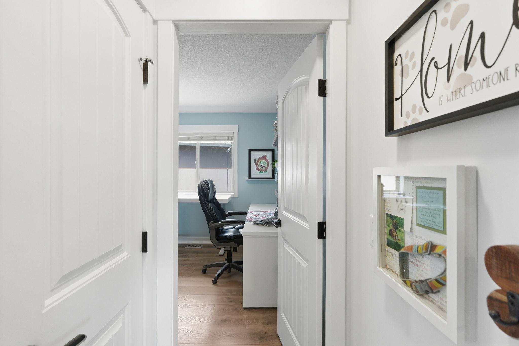 15-2040 Rosealee Lane, West Kelowna, BC - Indoor Photo Showing Office