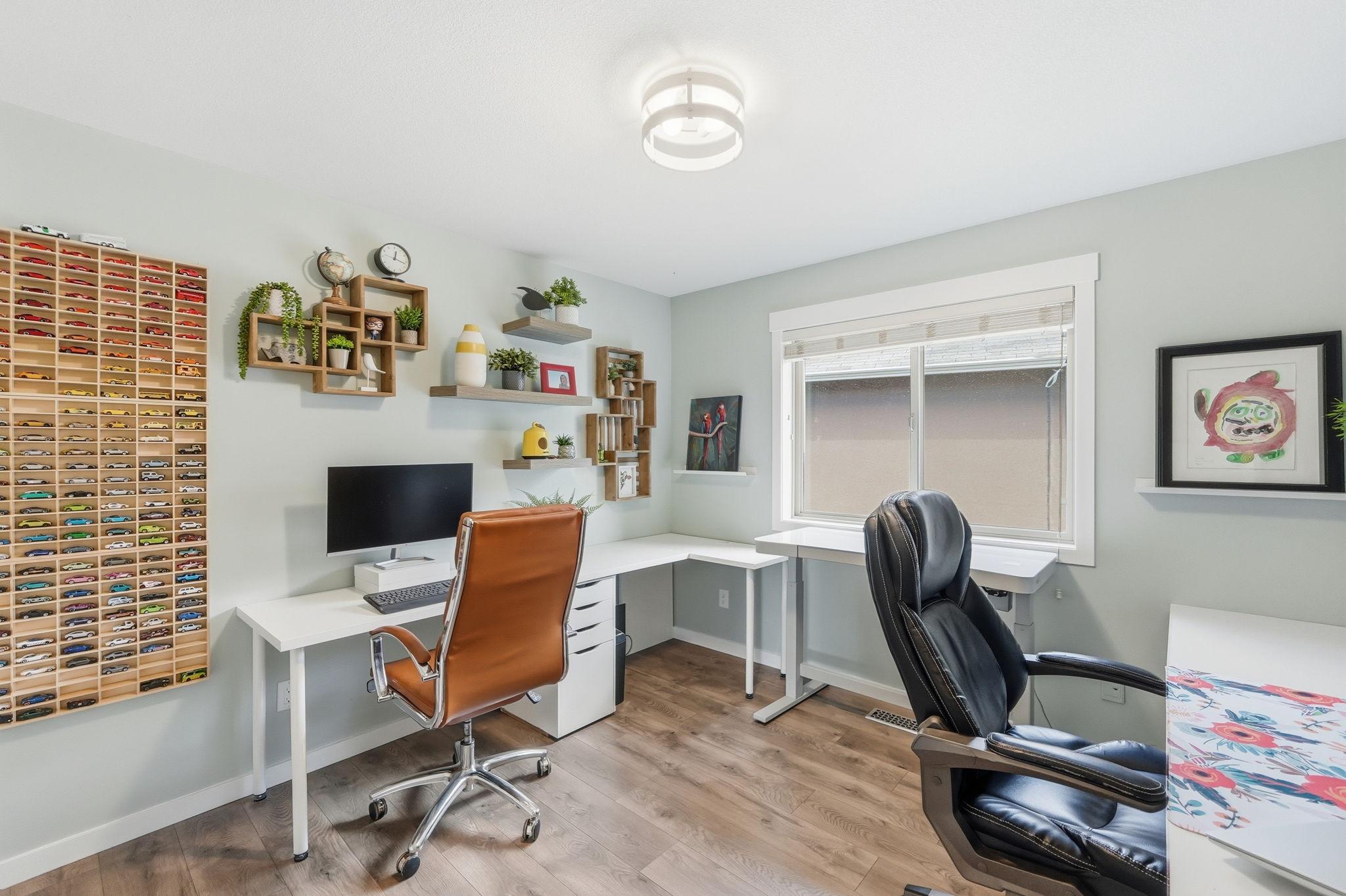 15-2040 Rosealee Lane, West Kelowna, BC - Indoor Photo Showing Office