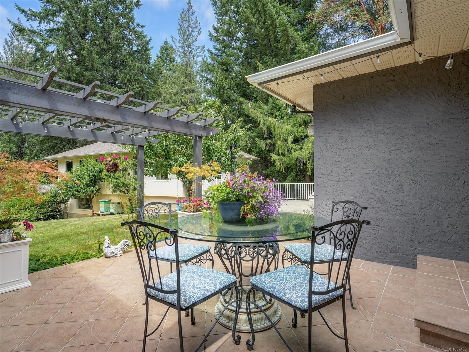 4860 Excelsior Rd, Saanich, BC