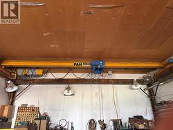 Shop Crane - 