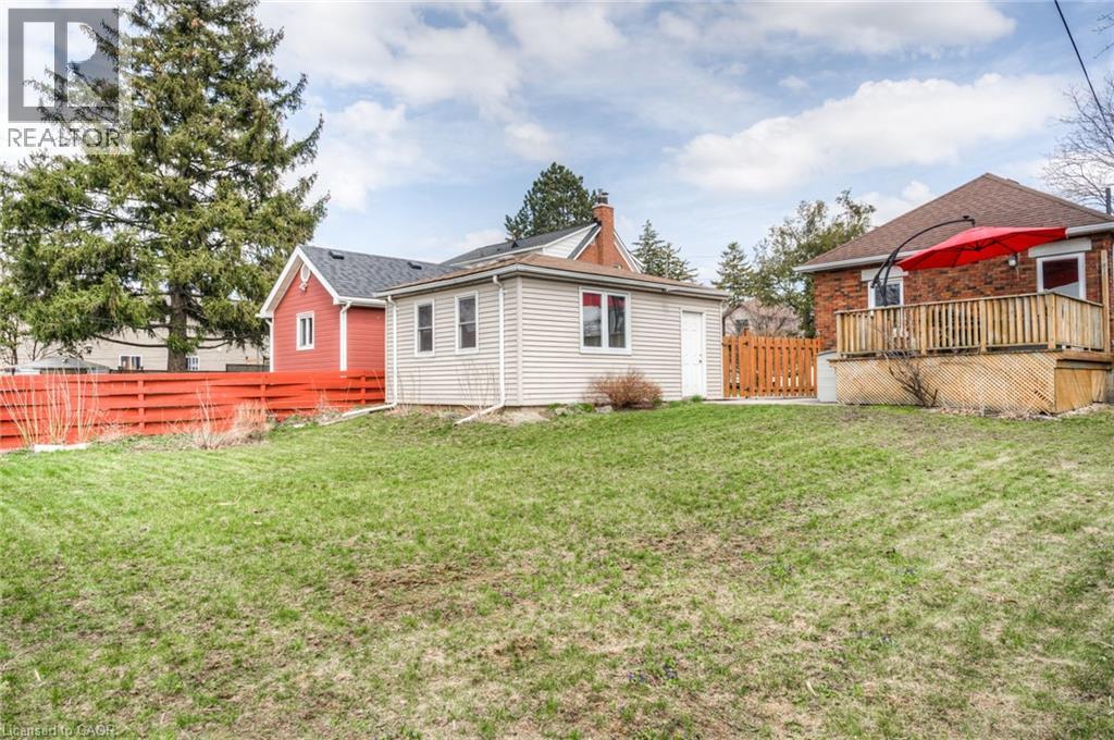 46 Second Avenue, Kitchener, ON - Outdoor