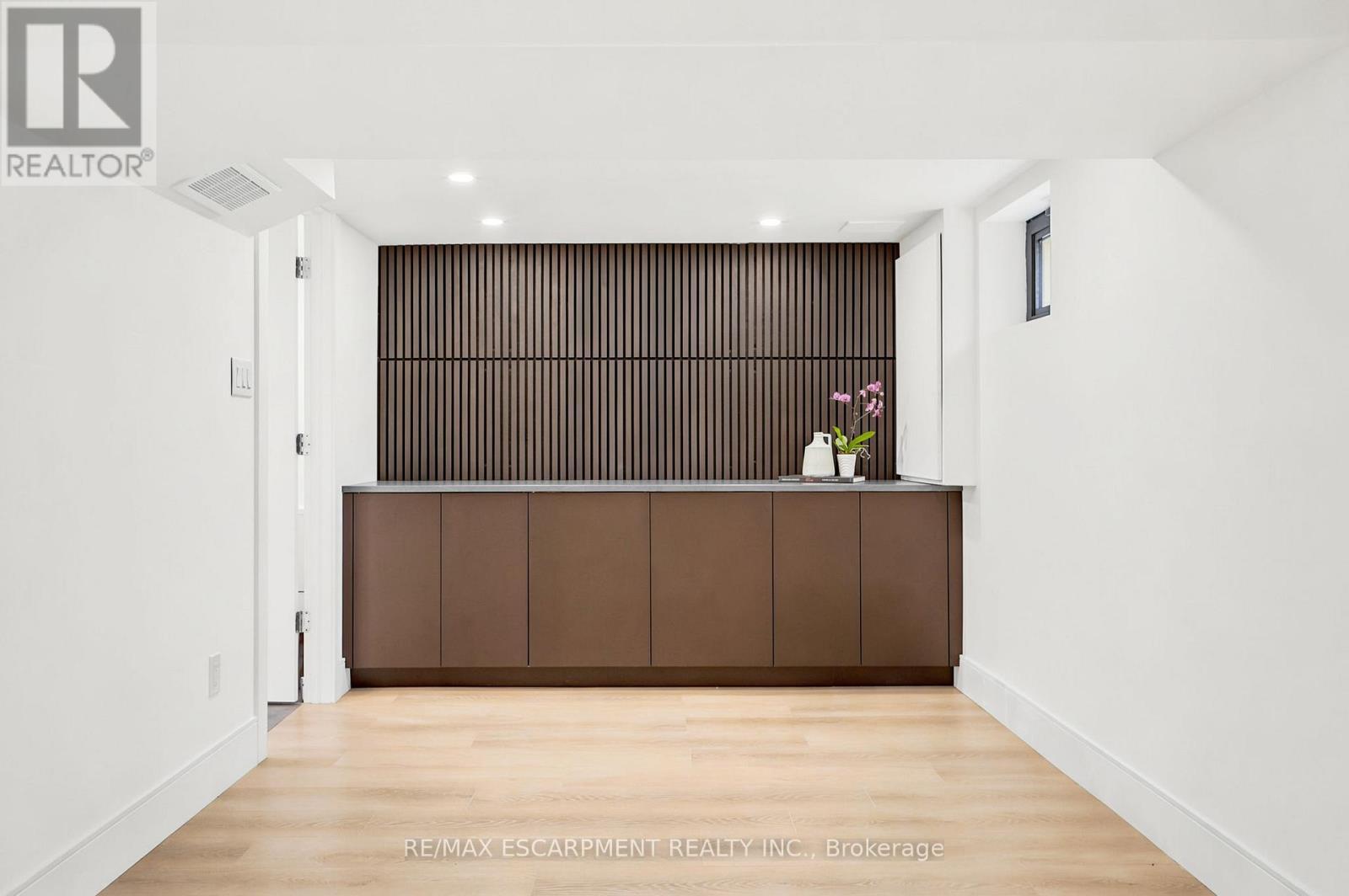 1435 Applewood Road, Mississauga, ON - Indoor Photo Showing Other Room